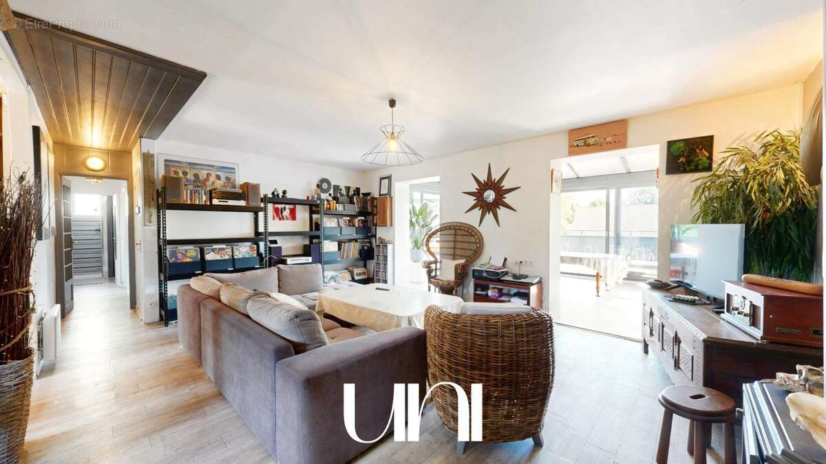 Maison 7 pièces de 174m2 de plain-pied - Ver Sur Mer - photo 10