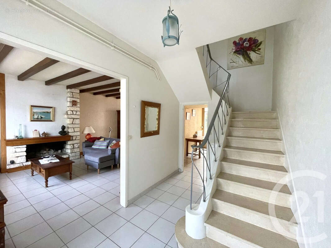 Maison 154 m² à Royan  - photo 3
