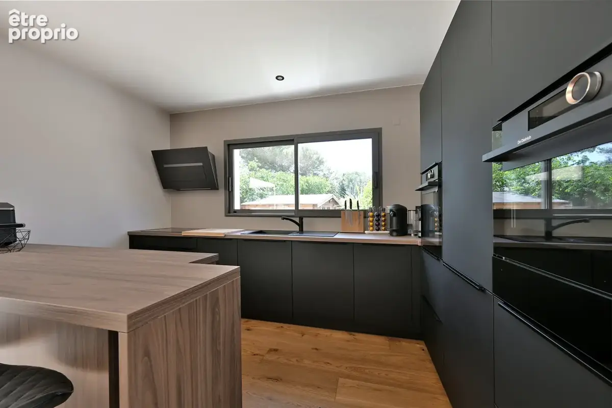 Maison - 172m2 - 6 pieces - photo 4