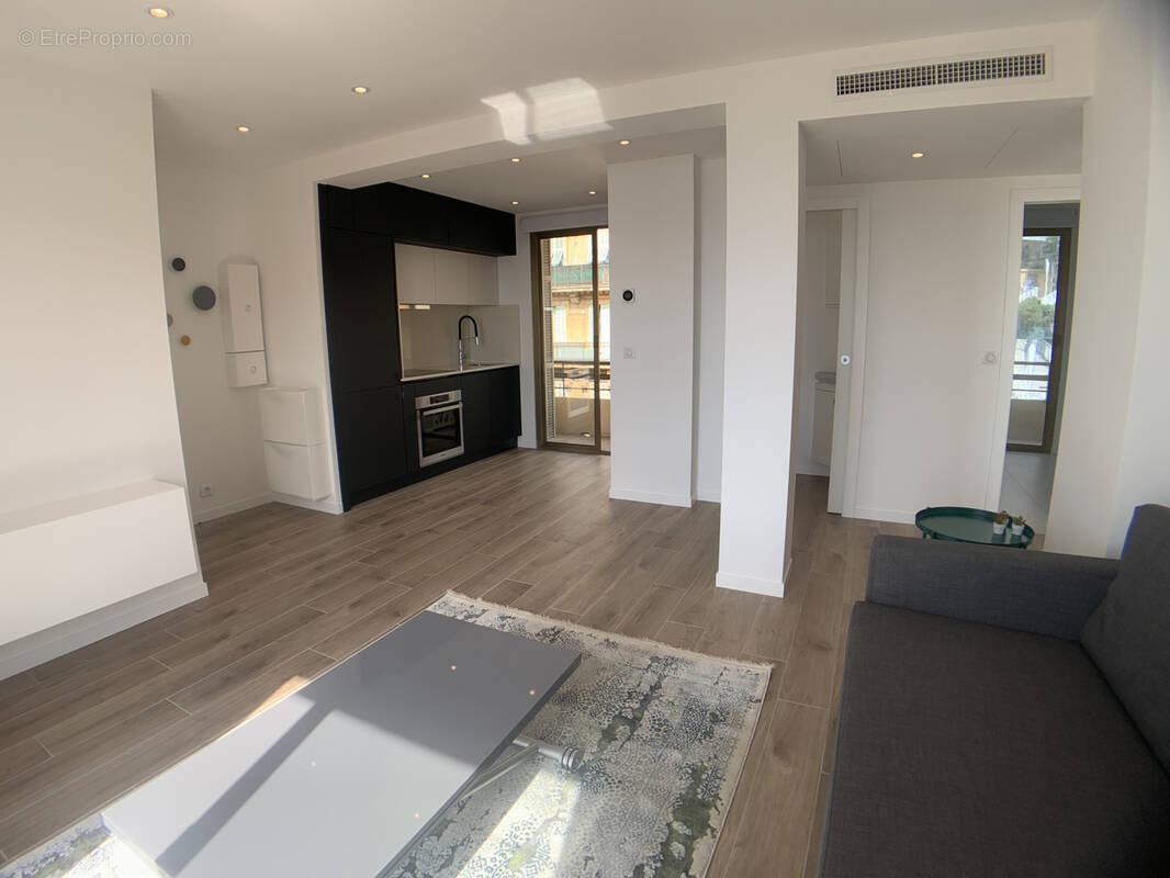 Appartement à BEAUSOLEIL