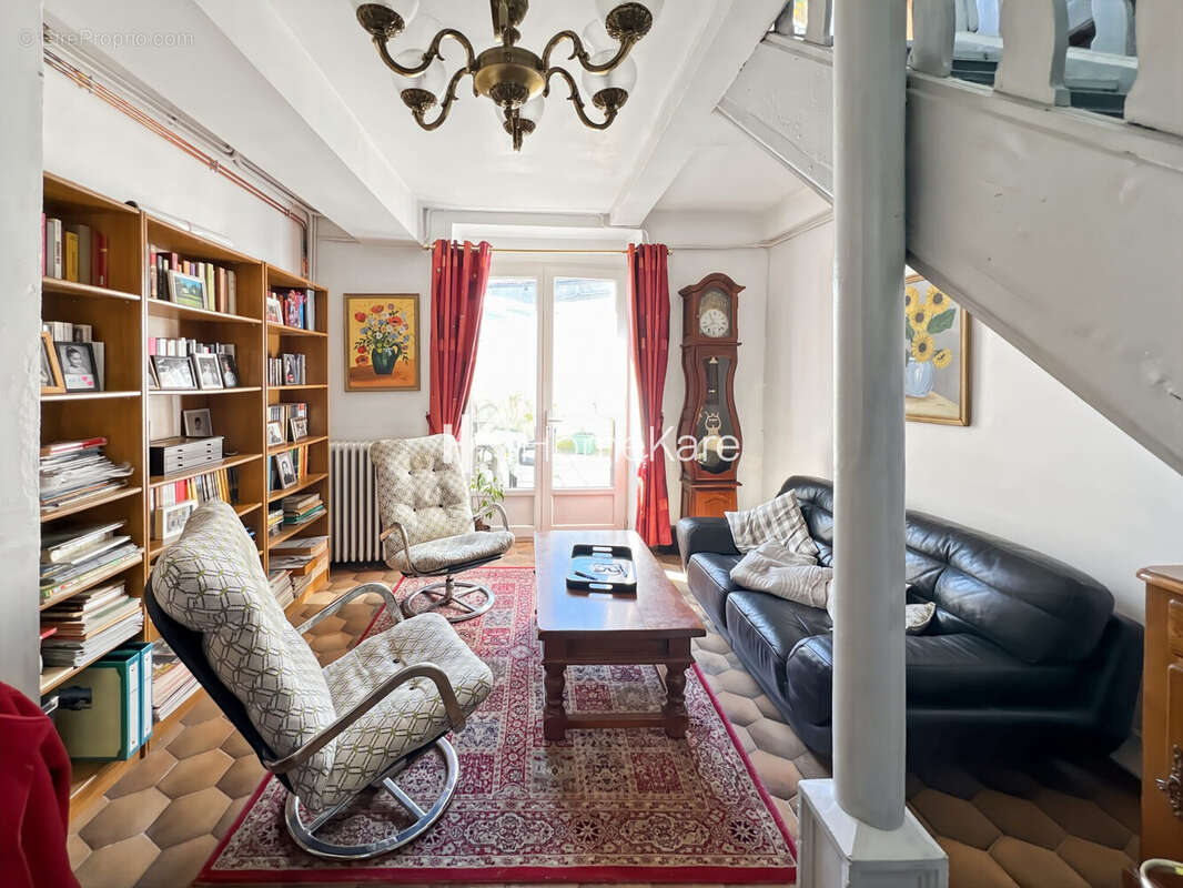 Maison à LABARTHE-RIVIERE