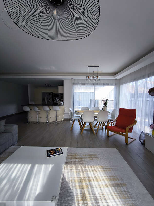 Maison à COLOMBIERS