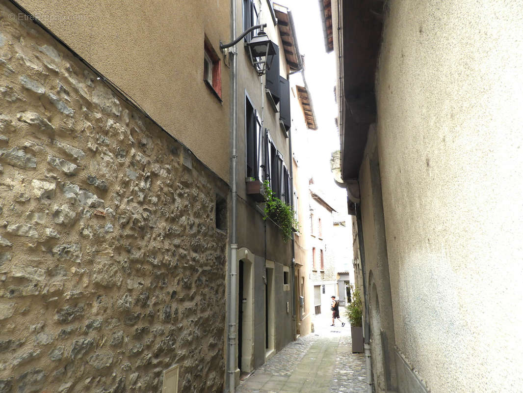 Maison à VILLEFRANCHE-DE-ROUERGUE