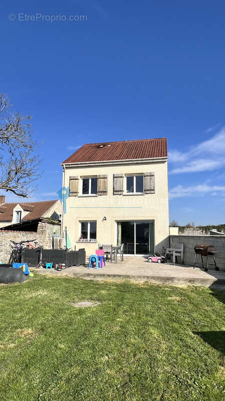 Maison à LA FERTE-ALAIS