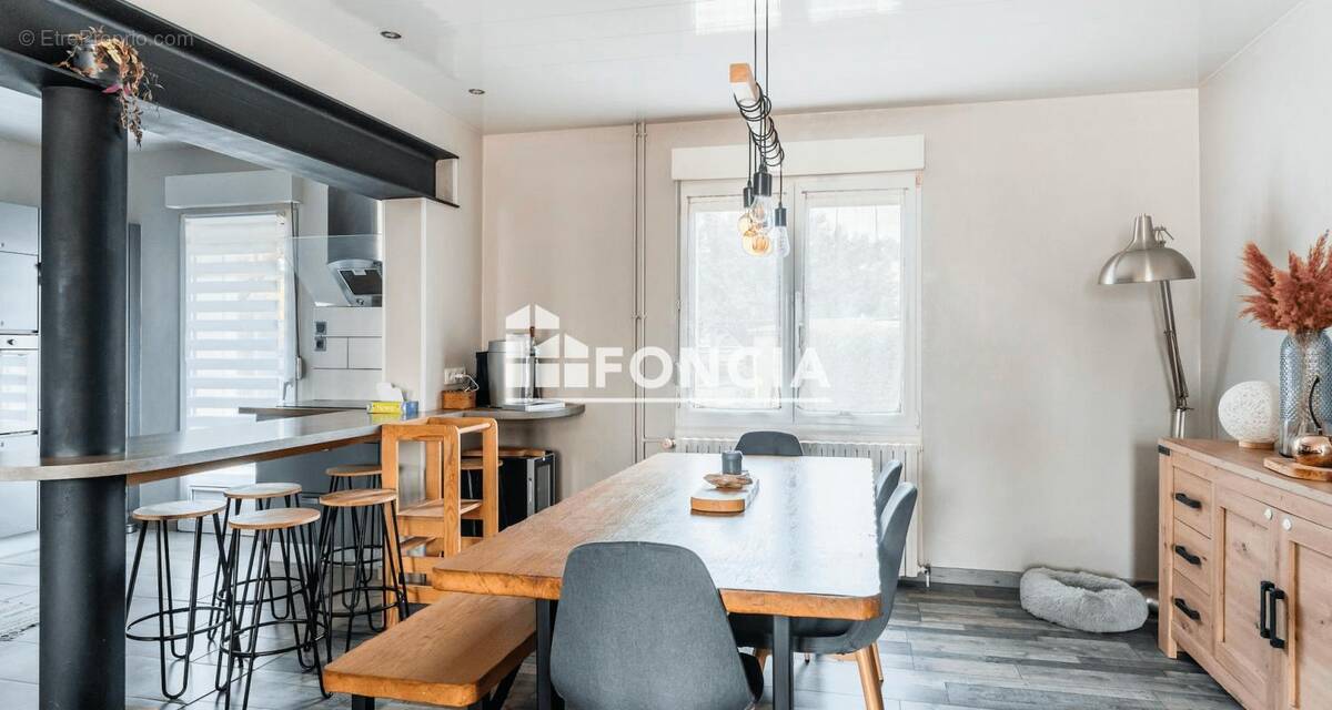 Maison à MORFONTAINE