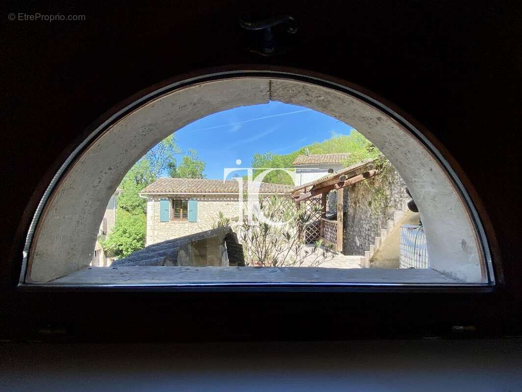 Barjac, 2 mas en pierre renoves sur 204m2, cour interieure, garage, sur 4700m2 + verger 2000m2 - photo 34