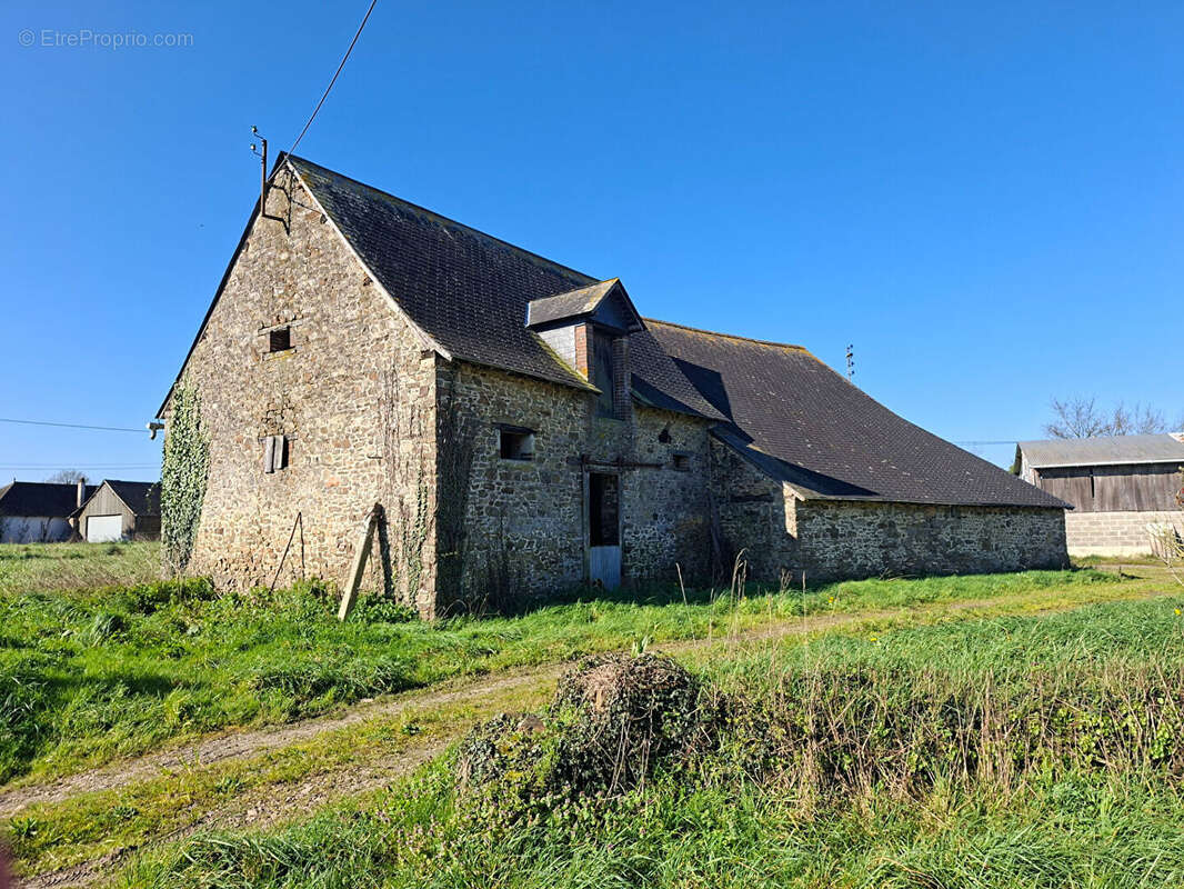 Maison à MARTIGNE-FERCHAUD