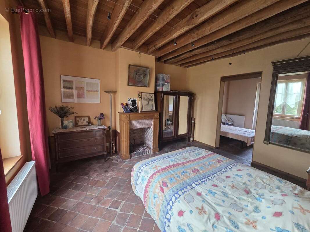 Maison 251 m² à Belhomert-Guehouville  - photo 3