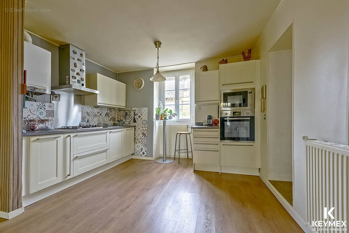 Maison à BORAN-SUR-OISE