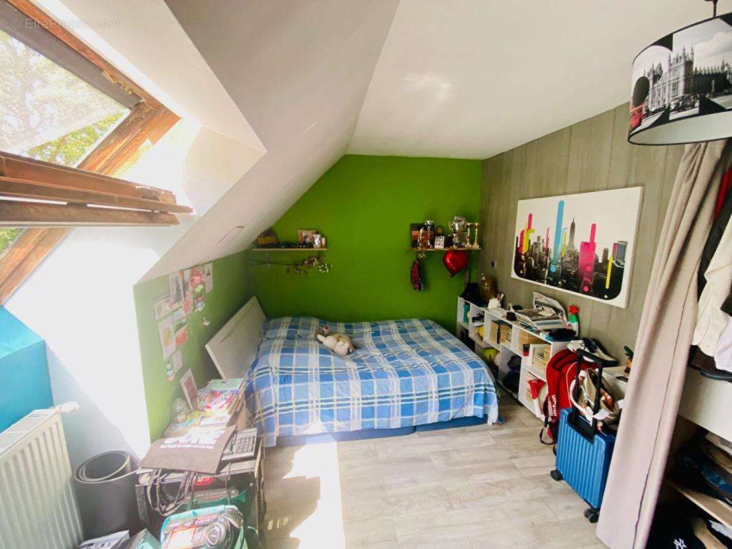 Maison  7 pièces Croissy Beaubourg - photo 15