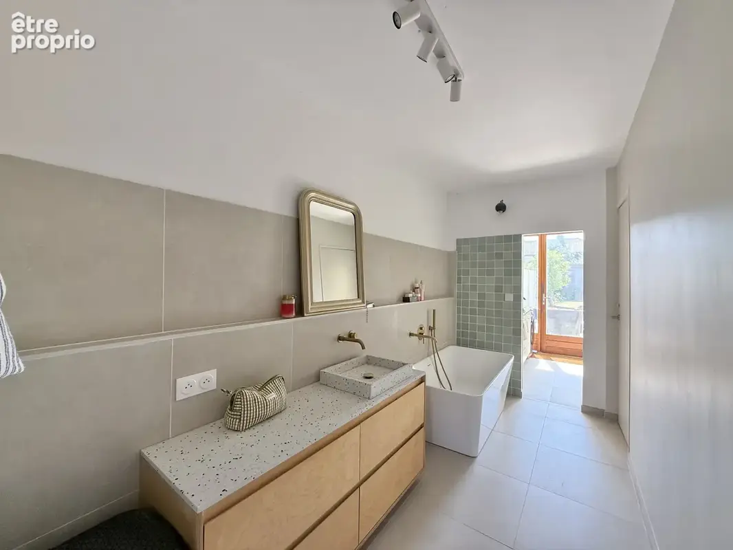 Maison 3 chambres 90m2 entièrement refaite à neuf - photo 4