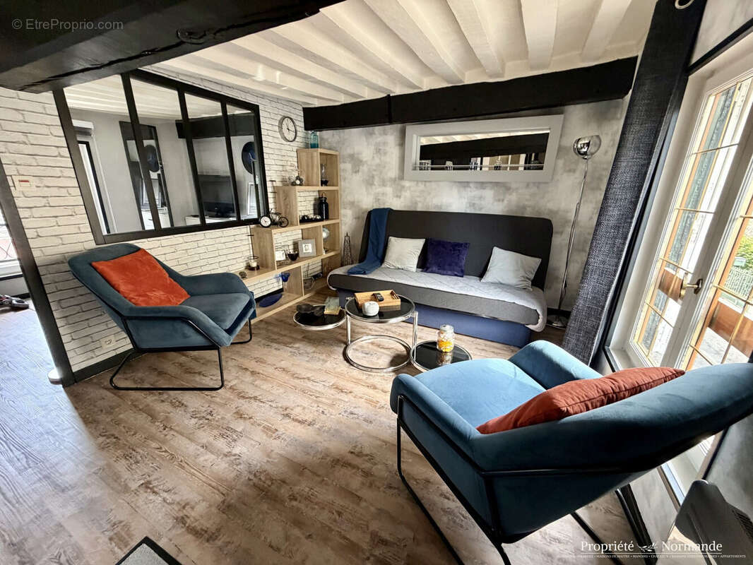 Maison à QUILLEBEUF-SUR-SEINE