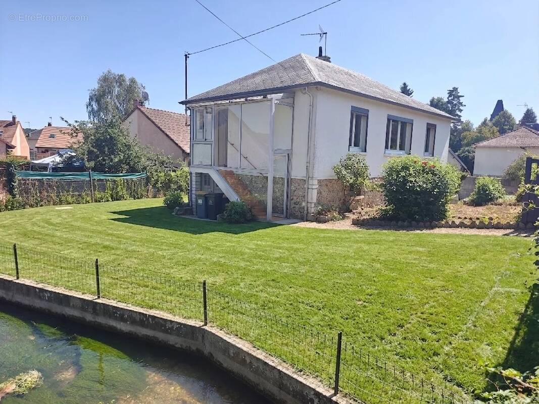 Maison à BRIONNE