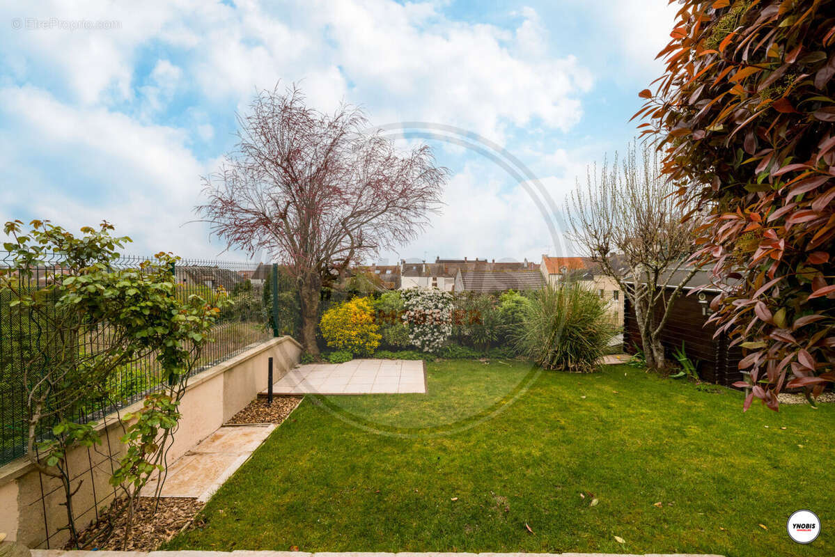 Maison à ECQUEVILLY