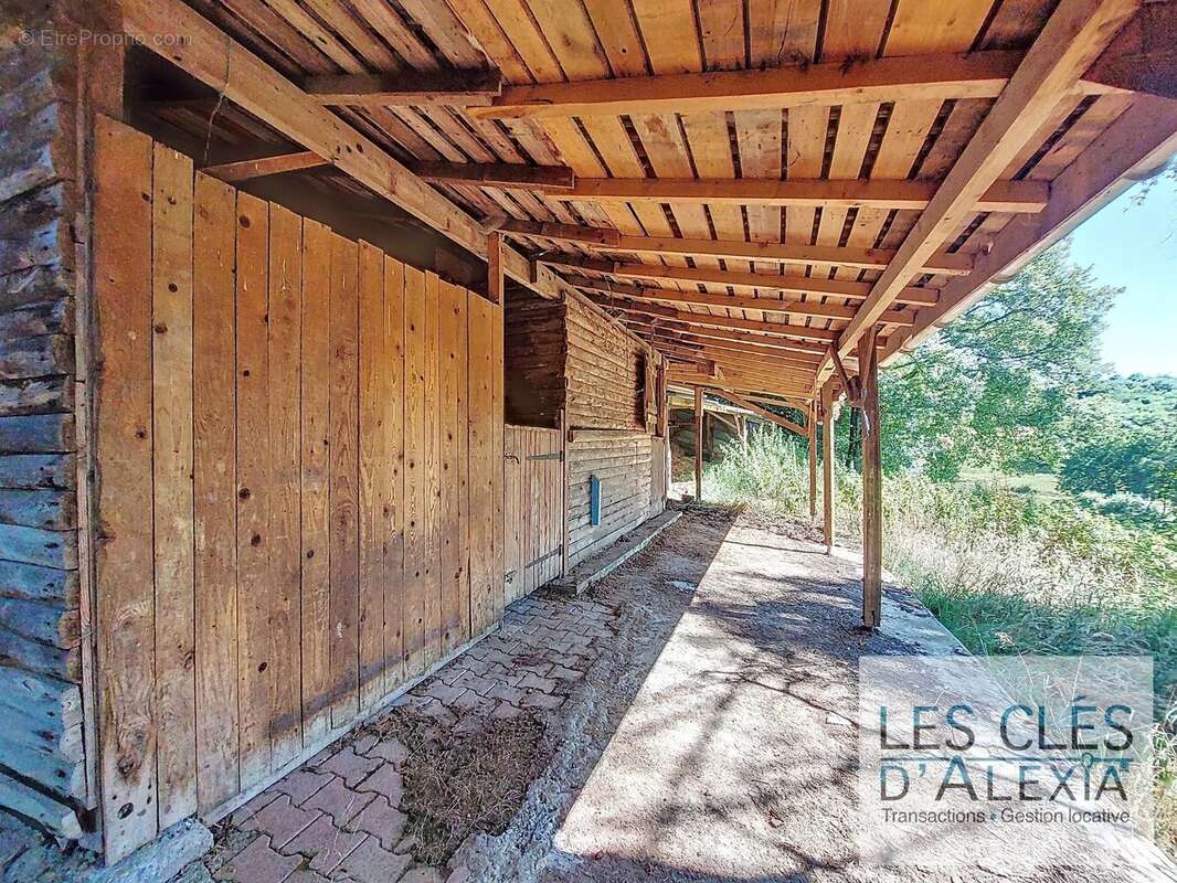 Maison à LES COTES-D'AREY