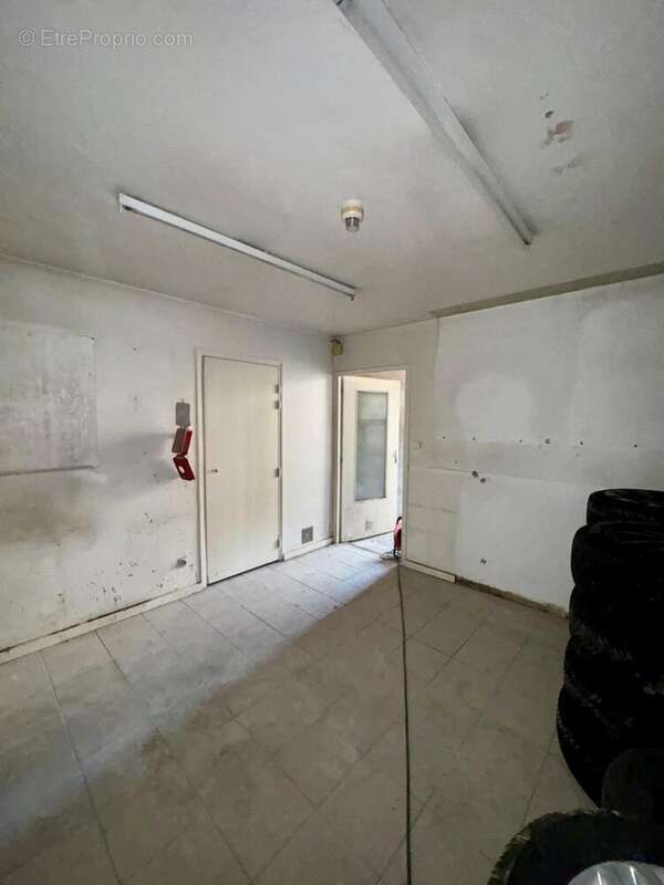 IMG_6982 - Commerce à REMIREMONT