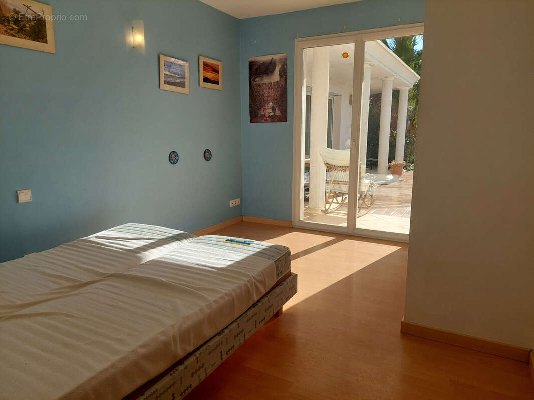 Maison à VILLENEUVE-LES-MAGUELONE