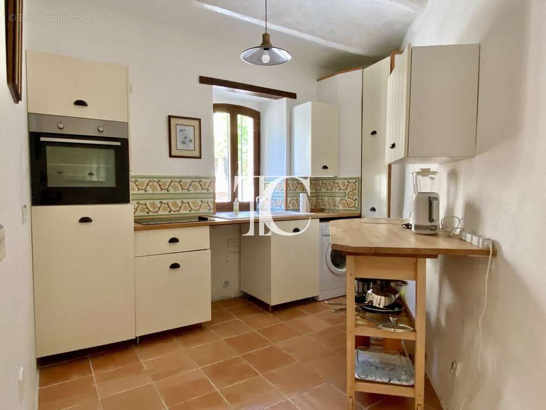 Maison à BARJAC