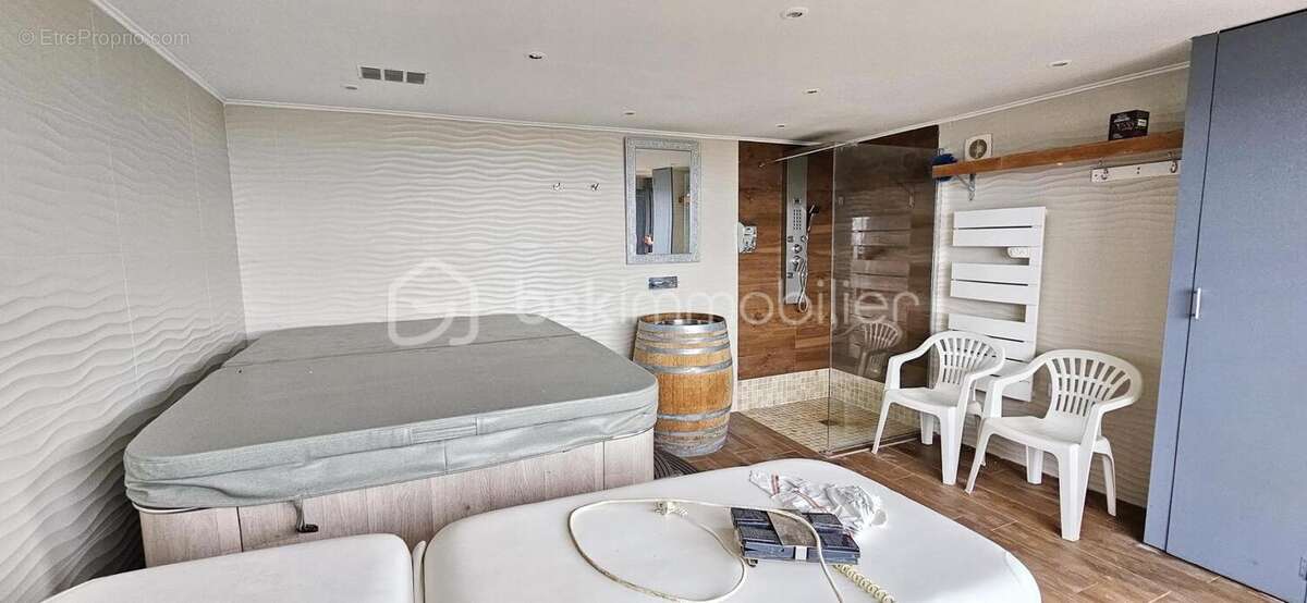 Villa contemporaine avec vue exceptionnelle – Fozzano (Corse-du-Sud) - photo 13