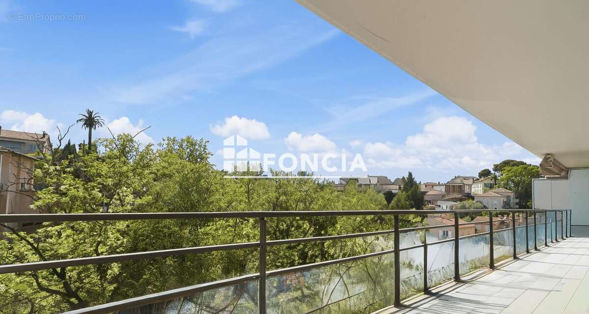 Appartement à CAGNES-SUR-MER