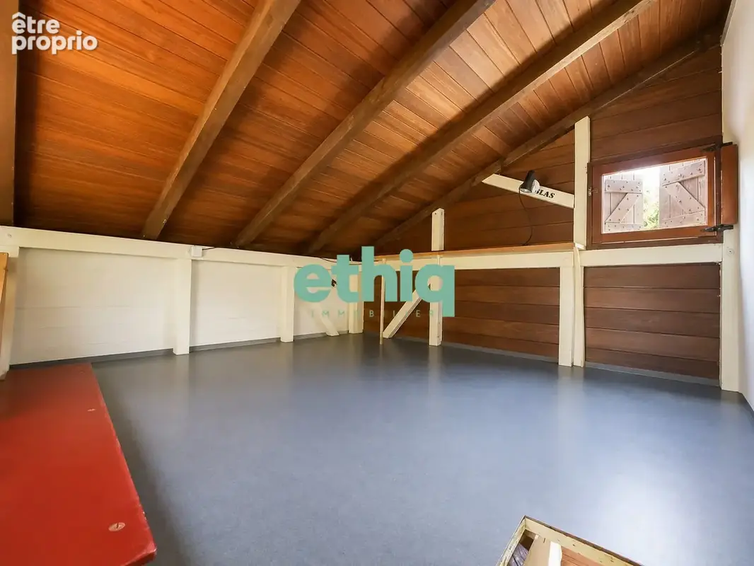 Maison 110 m² à Lamentin  - photo 7