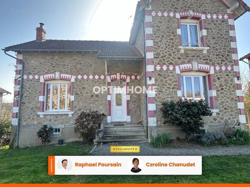 Maison à CHATEAUPONSAC
