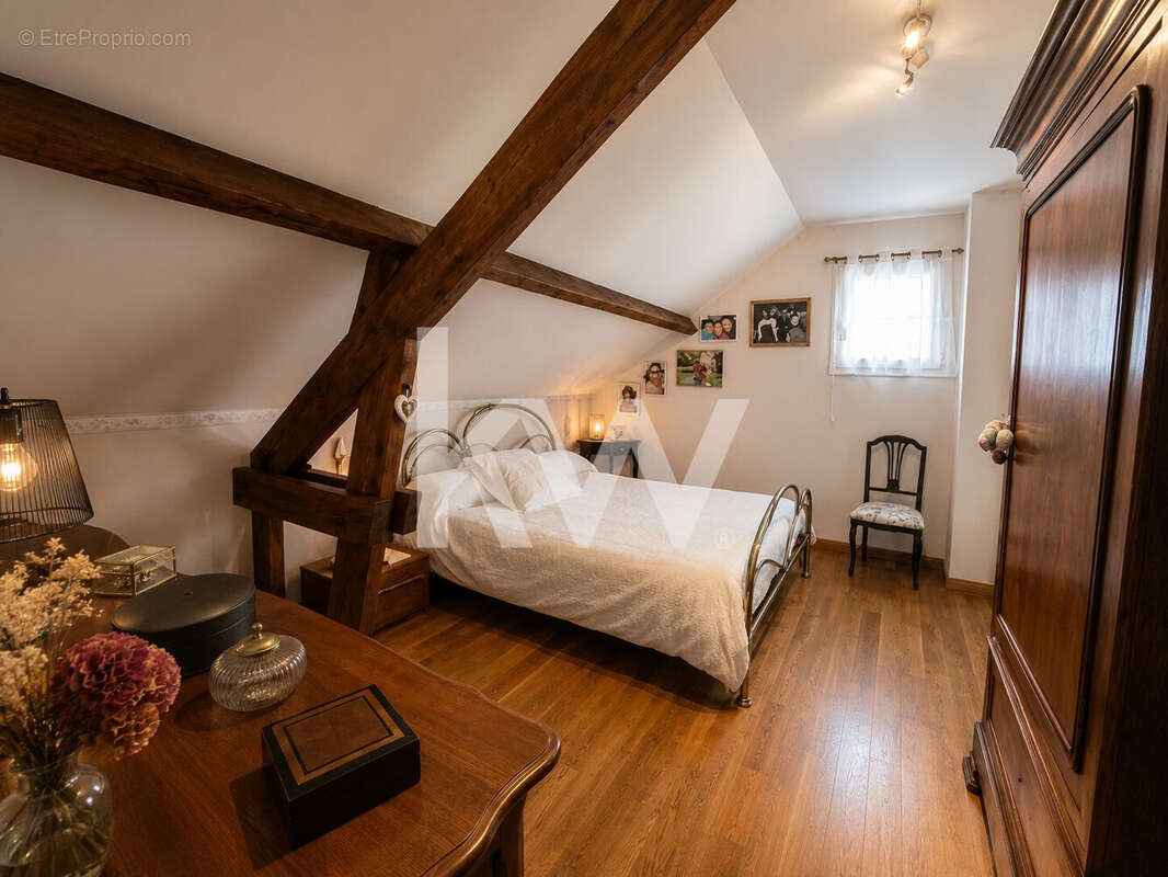 Maison 143 m² à Saint-Denis-En-Val  - photo 7