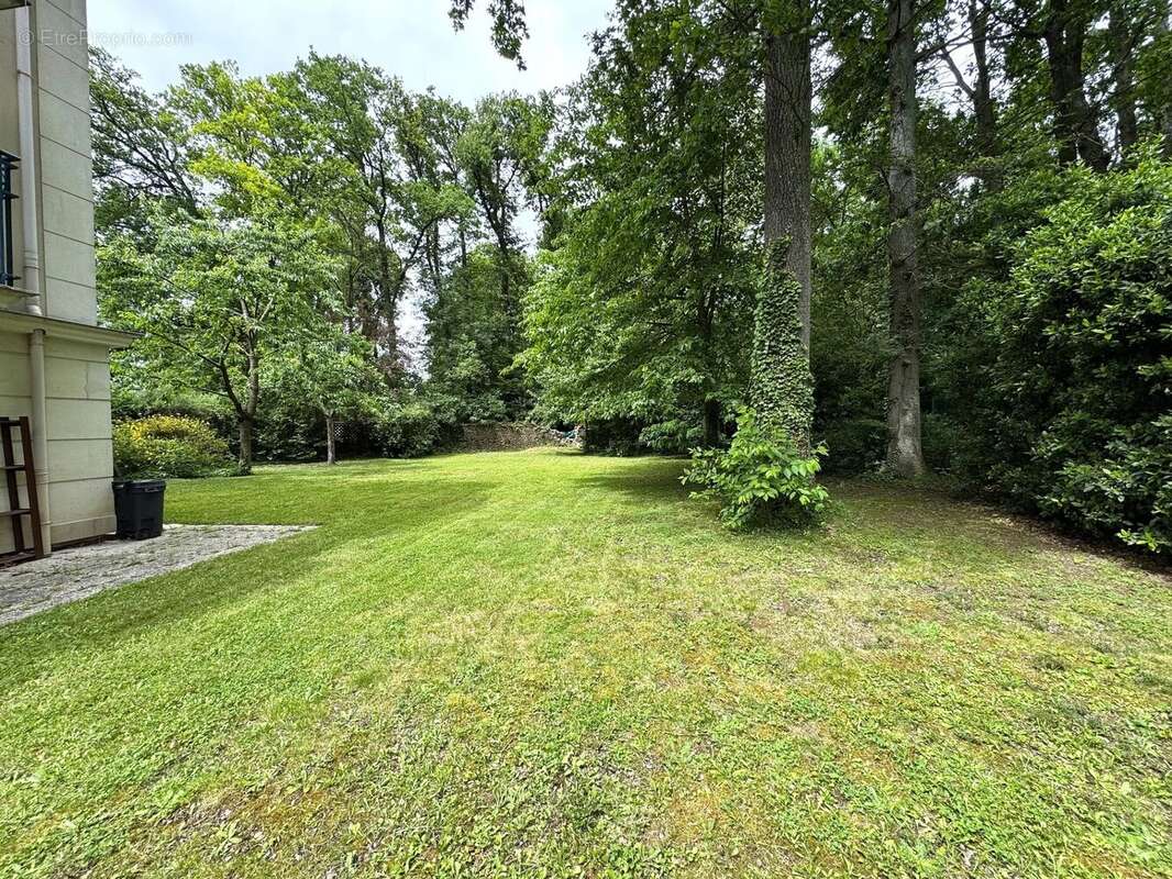 Appartement à LE PLESSIS-TREVISE
