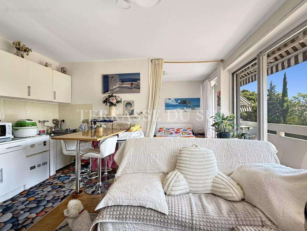 Appartement à MARSEILLE-6E