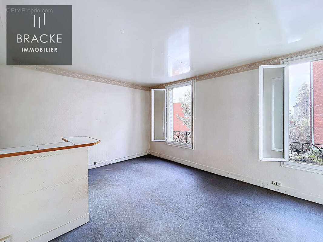 Appartement à LA GARENNE-COLOMBES