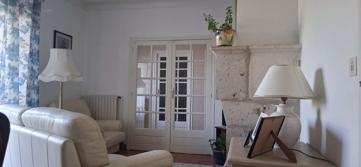 Maison de plein pied à vendre à Saint-Sylvestre-sur-Lot - photo 2
