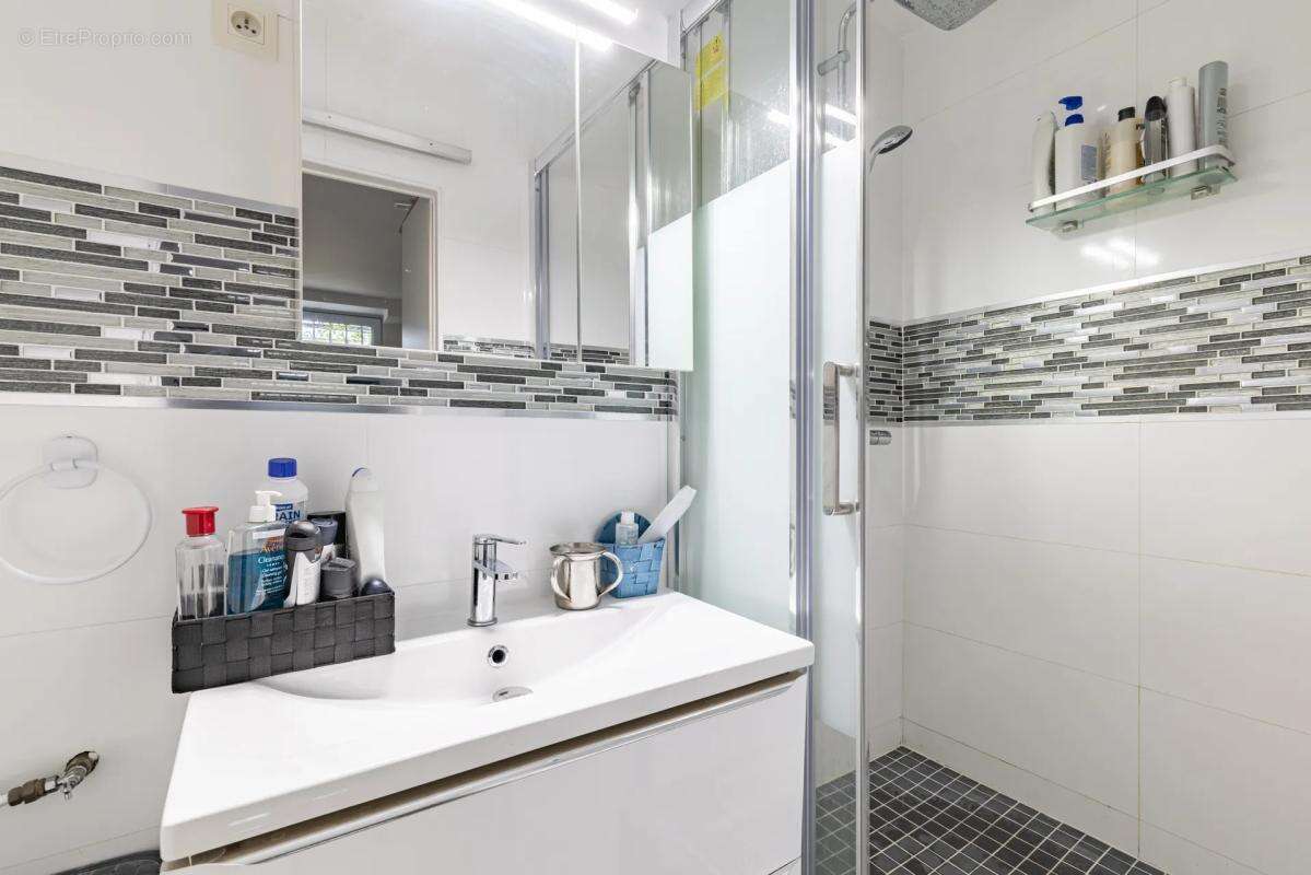 Maison de 10 pièces de 228 m² à Sarcelles - photo 15