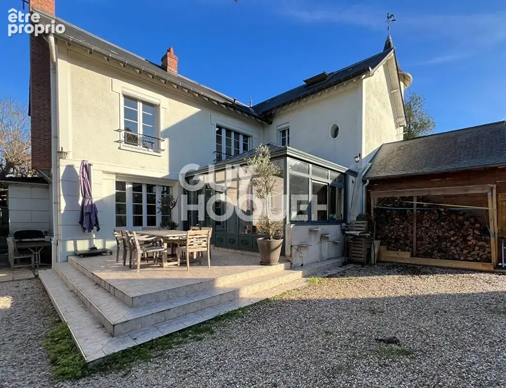 Maison à MENNECY