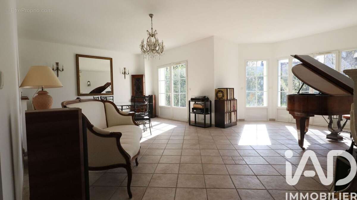 Photo 2 - Maison à ANTONY