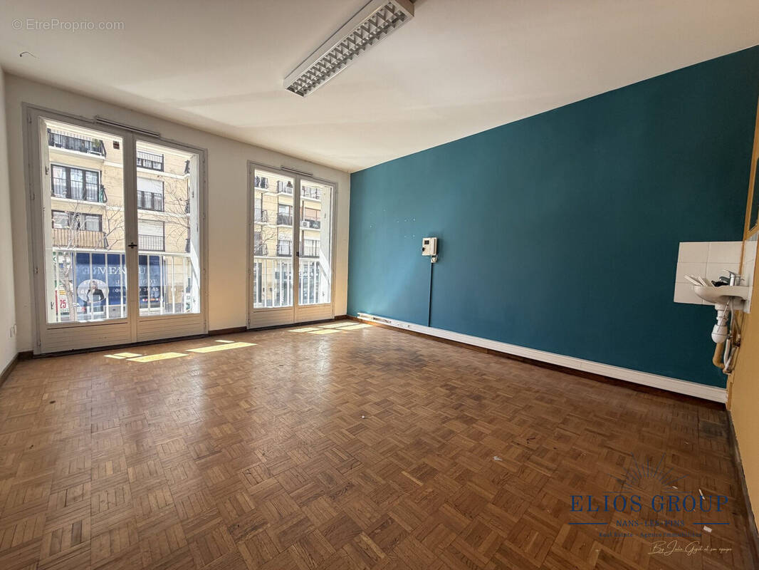 Appartement à MARSEILLE-3E