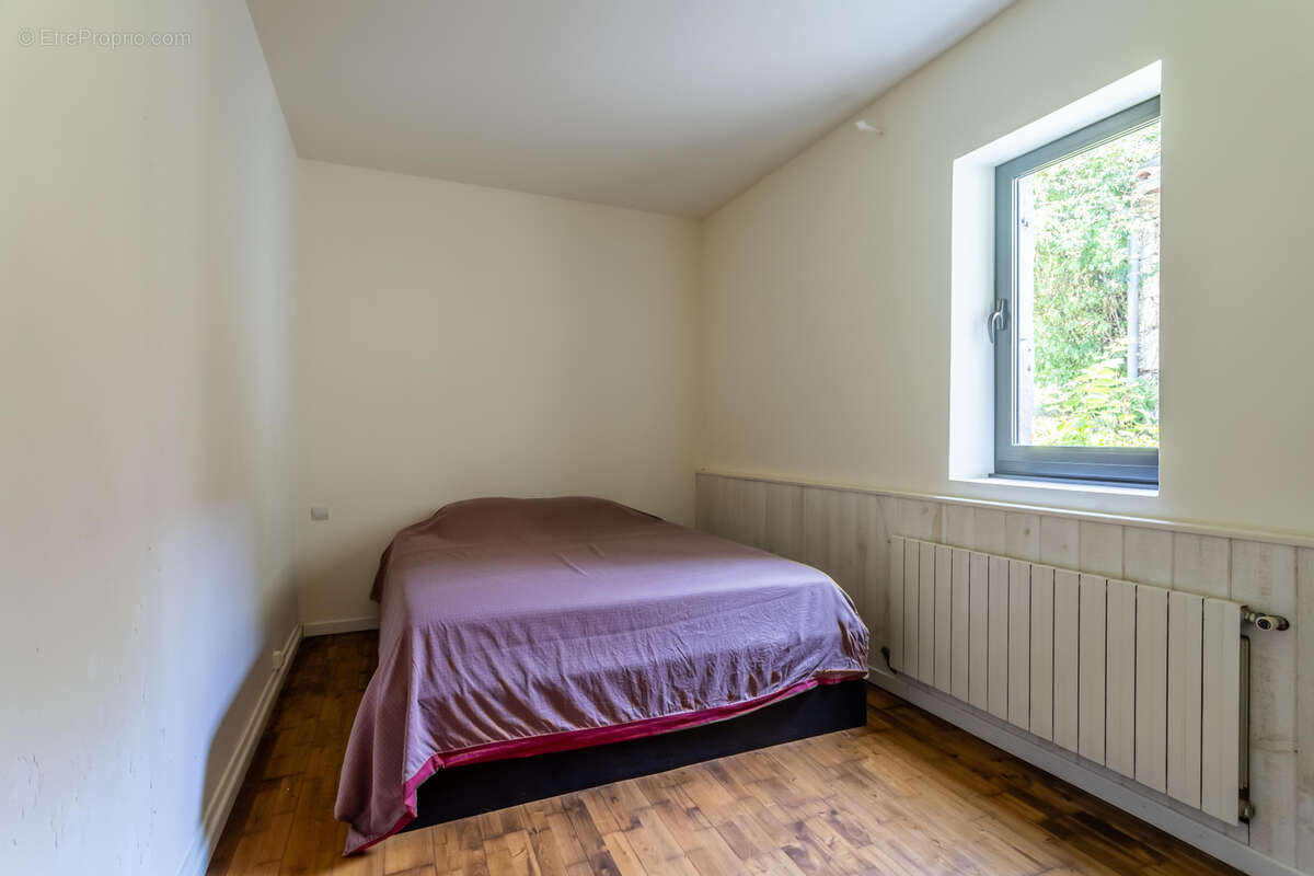 Maison de campagne avec piscine et grange - photo 31