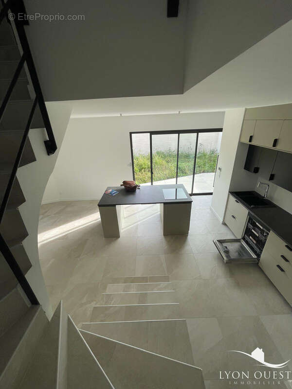 Appartement à SATHONAY-VILLAGE