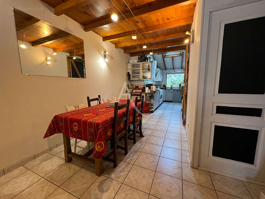 Villa 7 pièce(s) 173 m2 avec jardin et garage secteur Sabardeil! - photo 3
