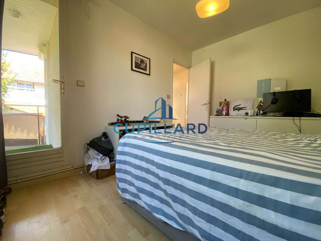 Maison T5 - 97m2 - Véranda - garage - secteur Marcombes - photo 13