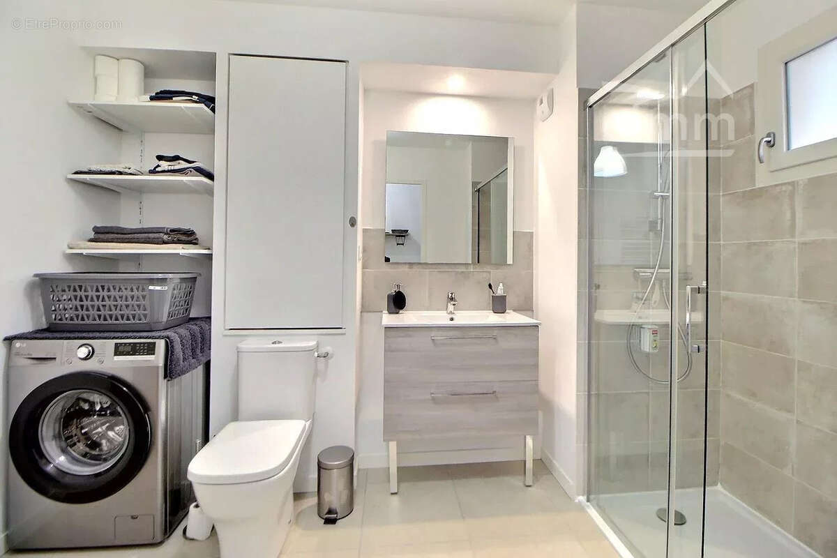 Appartement à LOUPIAN