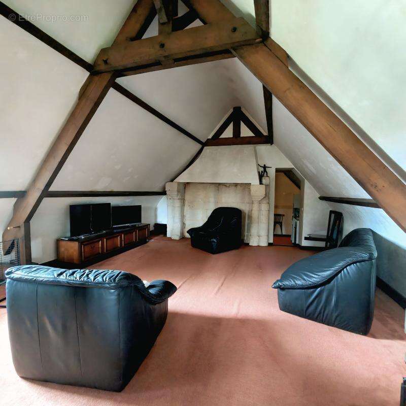 Maison à NEUILLE-PONT-PIERRE