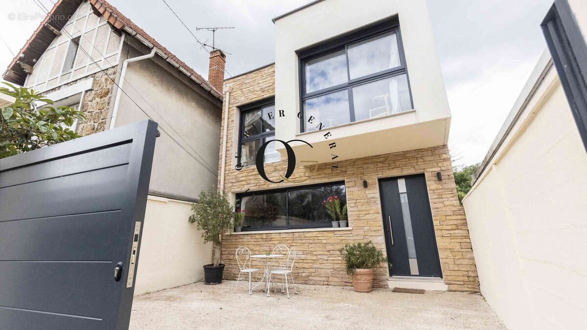 Maison à MONTREUIL