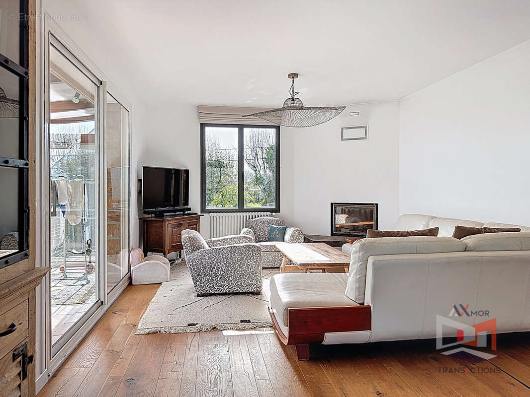 SAINT QUAY PERROS : Maison d'habitation proche commerce au grand calme. - photo 2