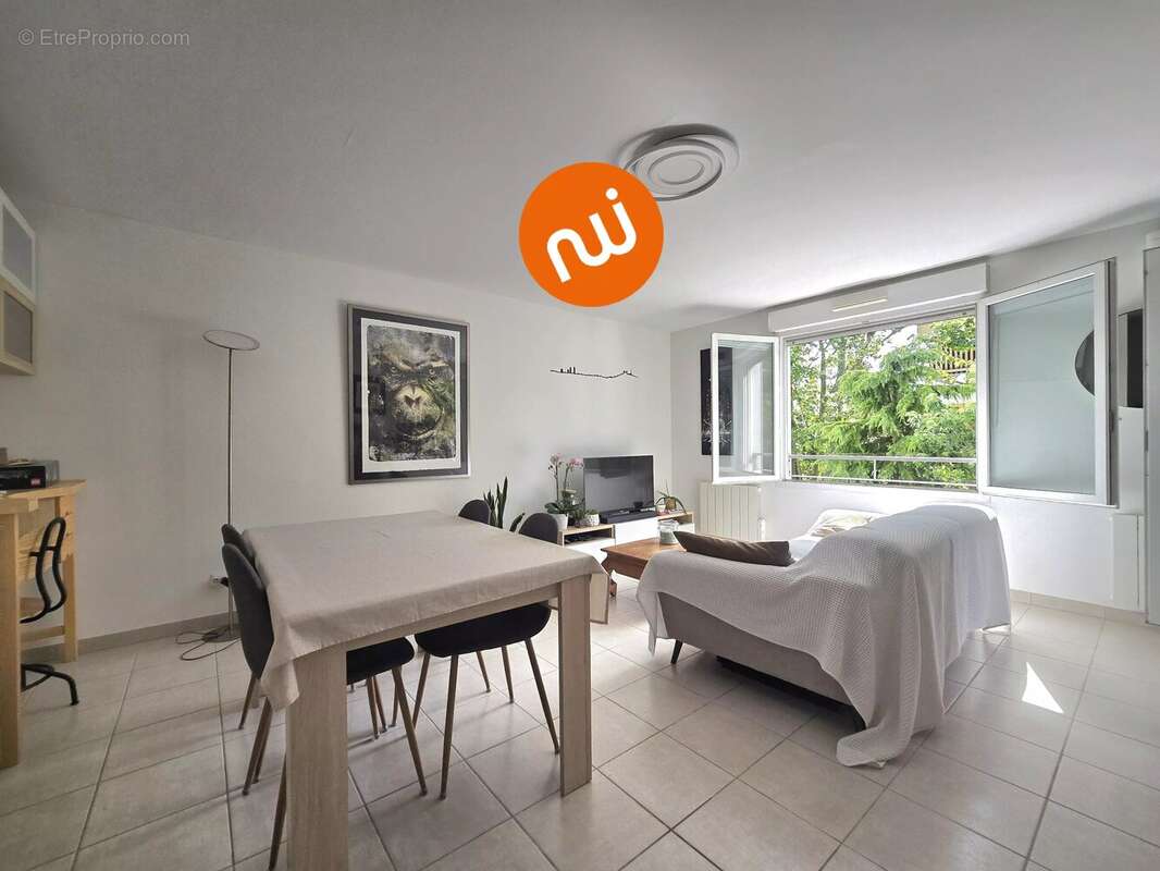 Appartement à TASSIN-LA-DEMI-LUNE