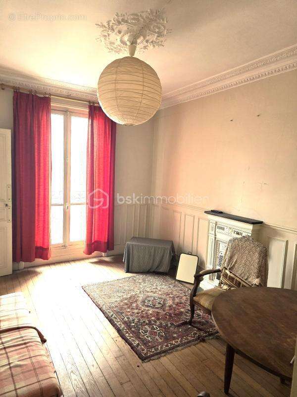 Appartement à PARIS-20E