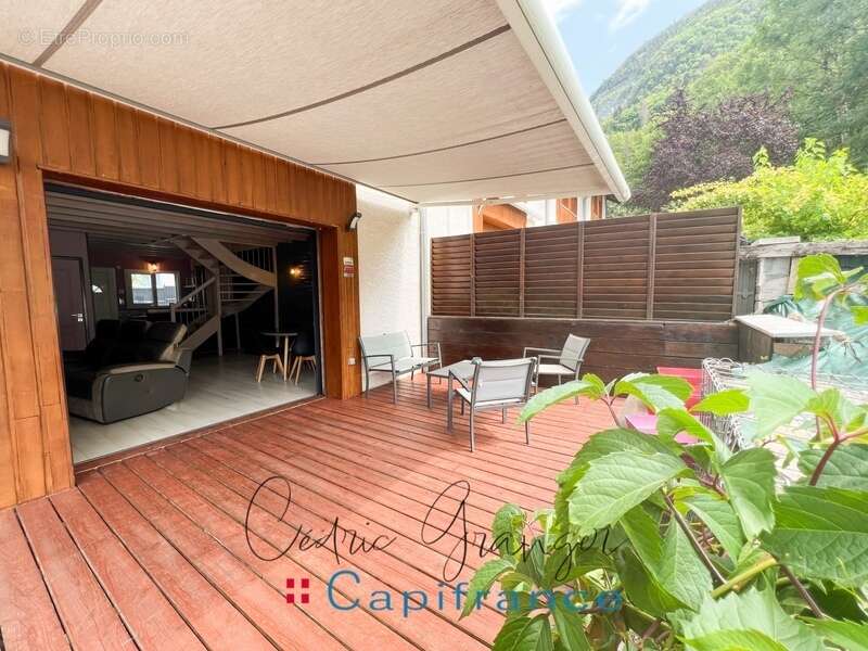 Maison à BONNEVILLE