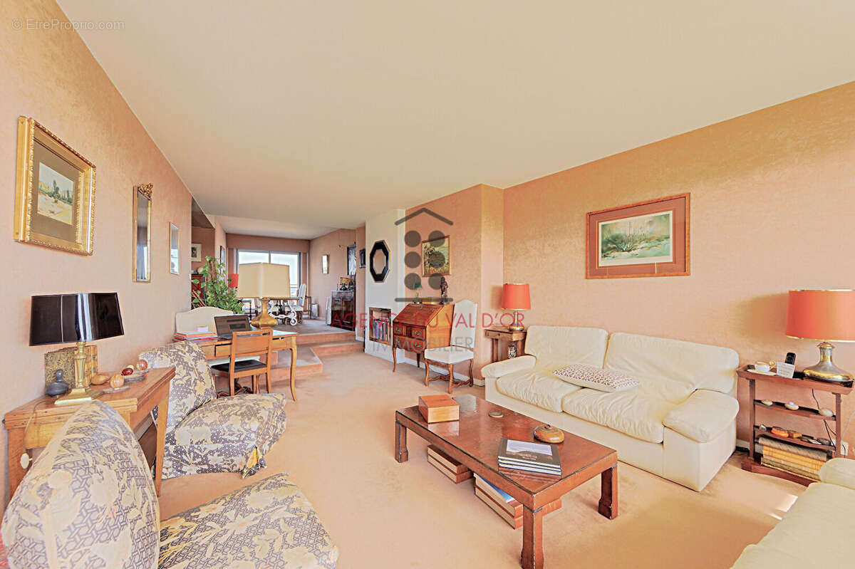 Appartement à SAINT-CLOUD