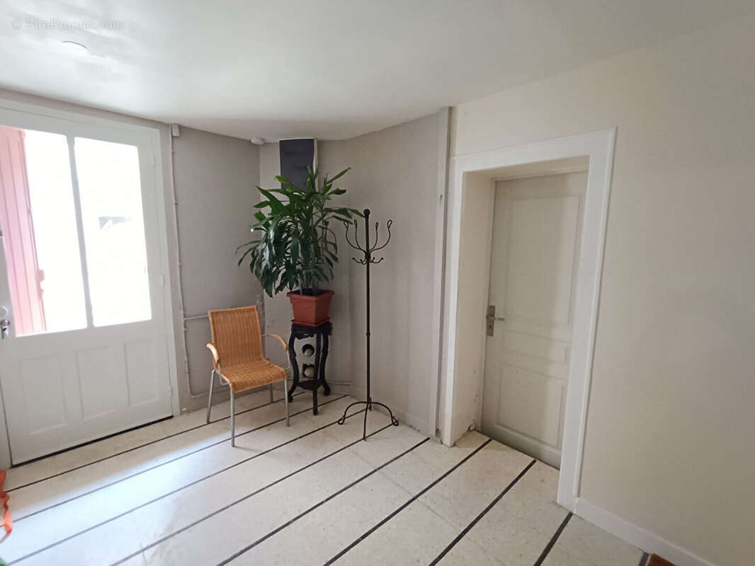 Appartement à TONNAY-CHARENTE