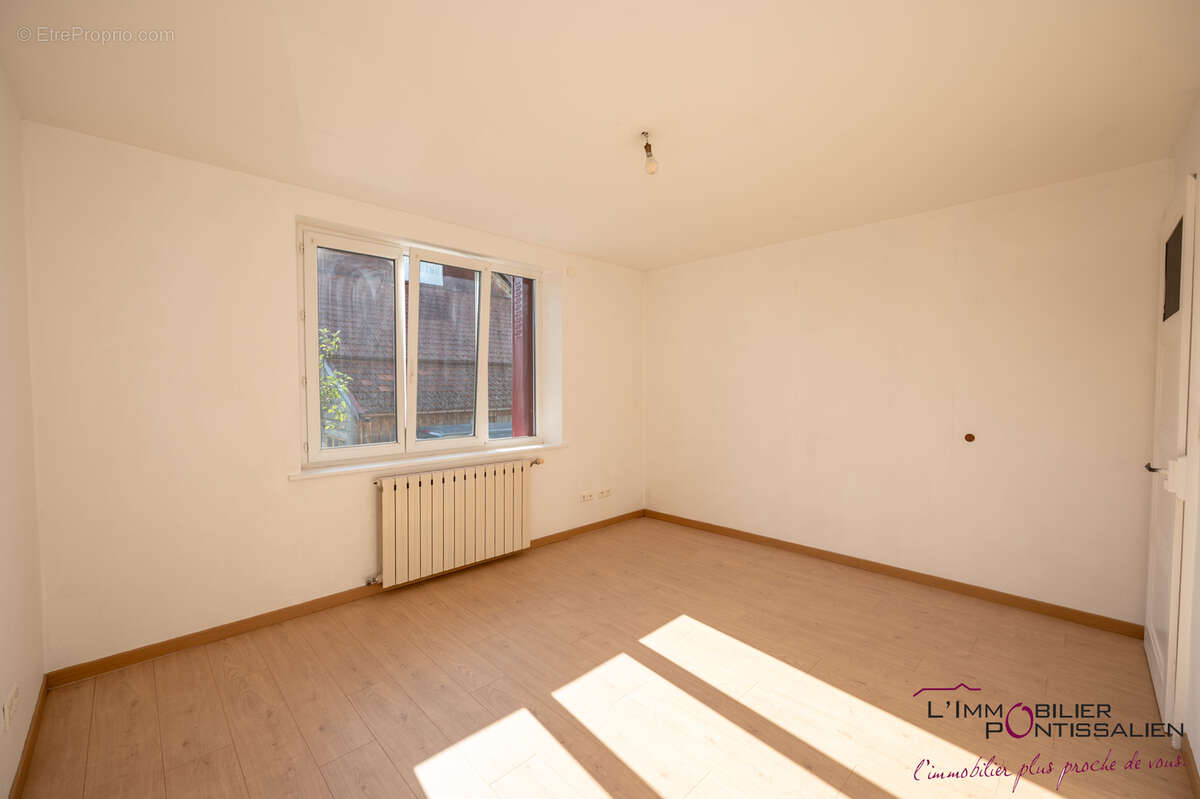 Frasne : t3 avec garage - photo 17