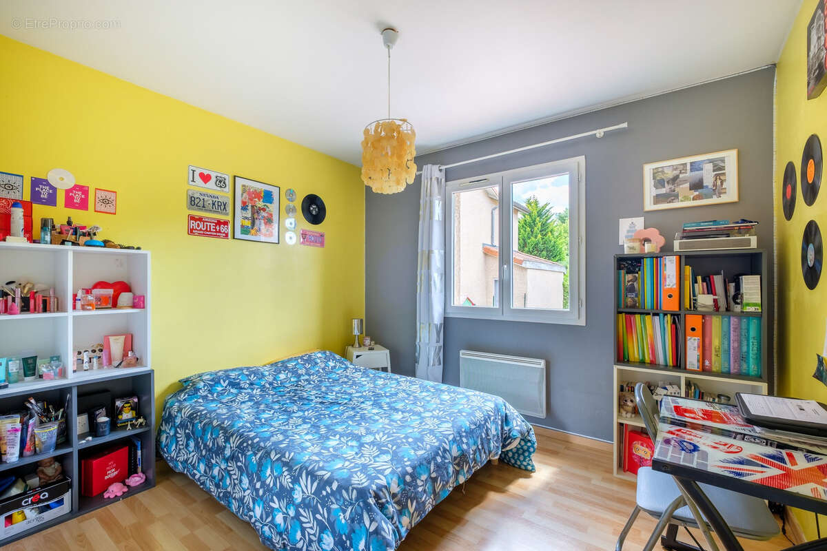 Maison à FLEURIEUX-SUR-L&#039;ARBRESLE